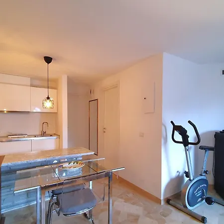 Majestic With Private Pool 別荘 Germignaga