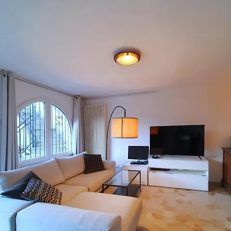 Vakantiehuis Majestic With Private Pool