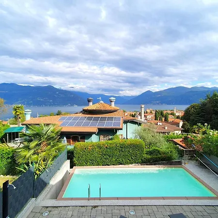 Majestic With Private Pool Vakantiehuis *